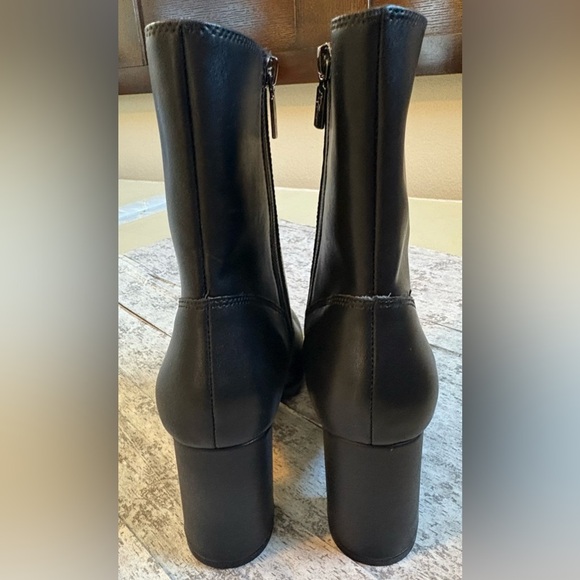 NEW w/oTags Aqua College Hadie Leather Waterproof Black Heeled Boots Women's 8 - Picture 9 of 11